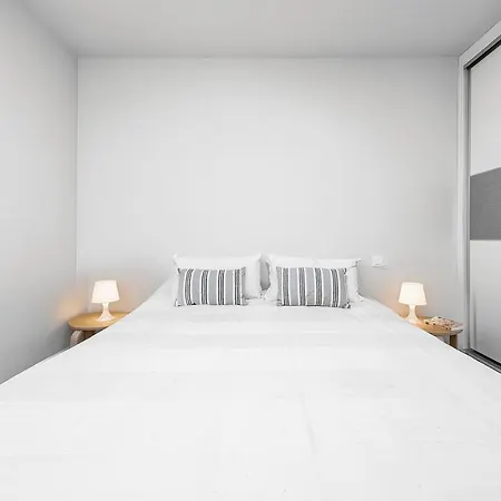 New Cute At Beach. Apartman