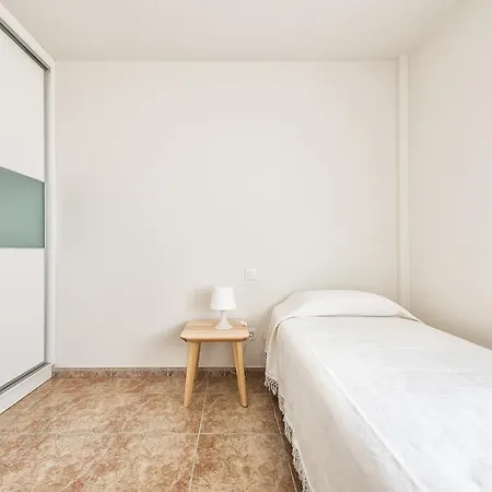 Apartman New Cute At Beach. *